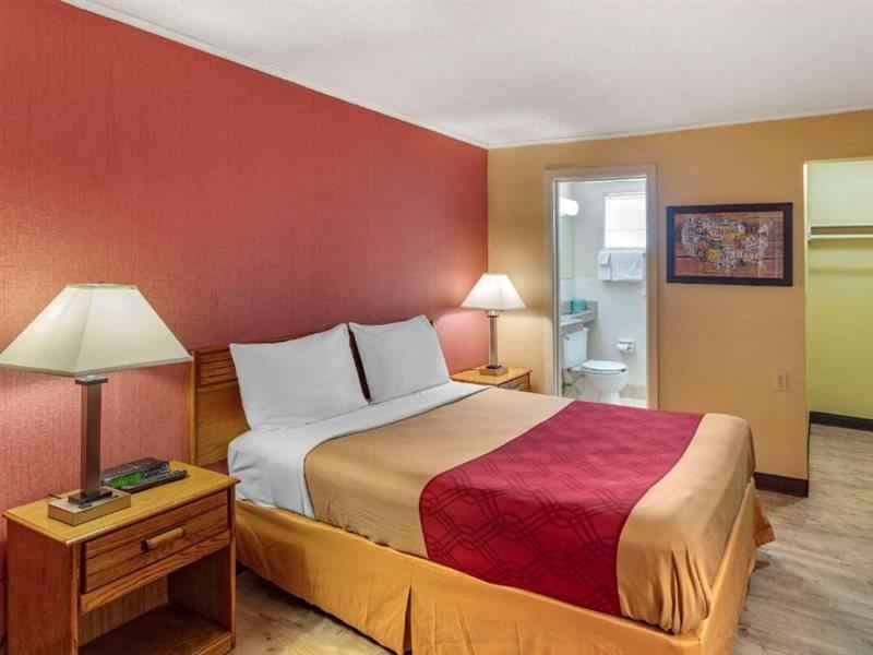 Economy Inn East Hartford Ngoại thất bức ảnh