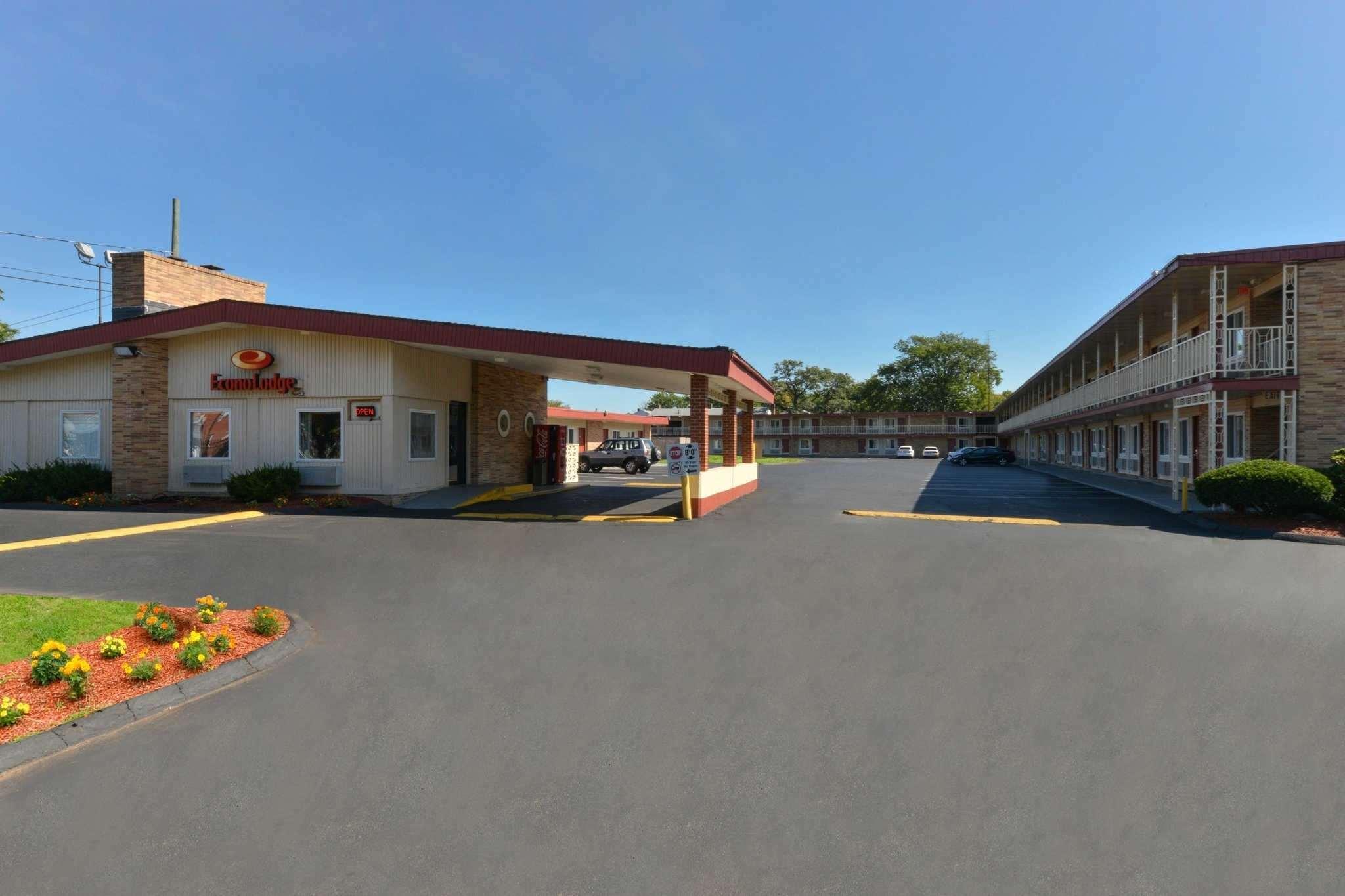 Economy Inn East Hartford Ngoại thất bức ảnh
