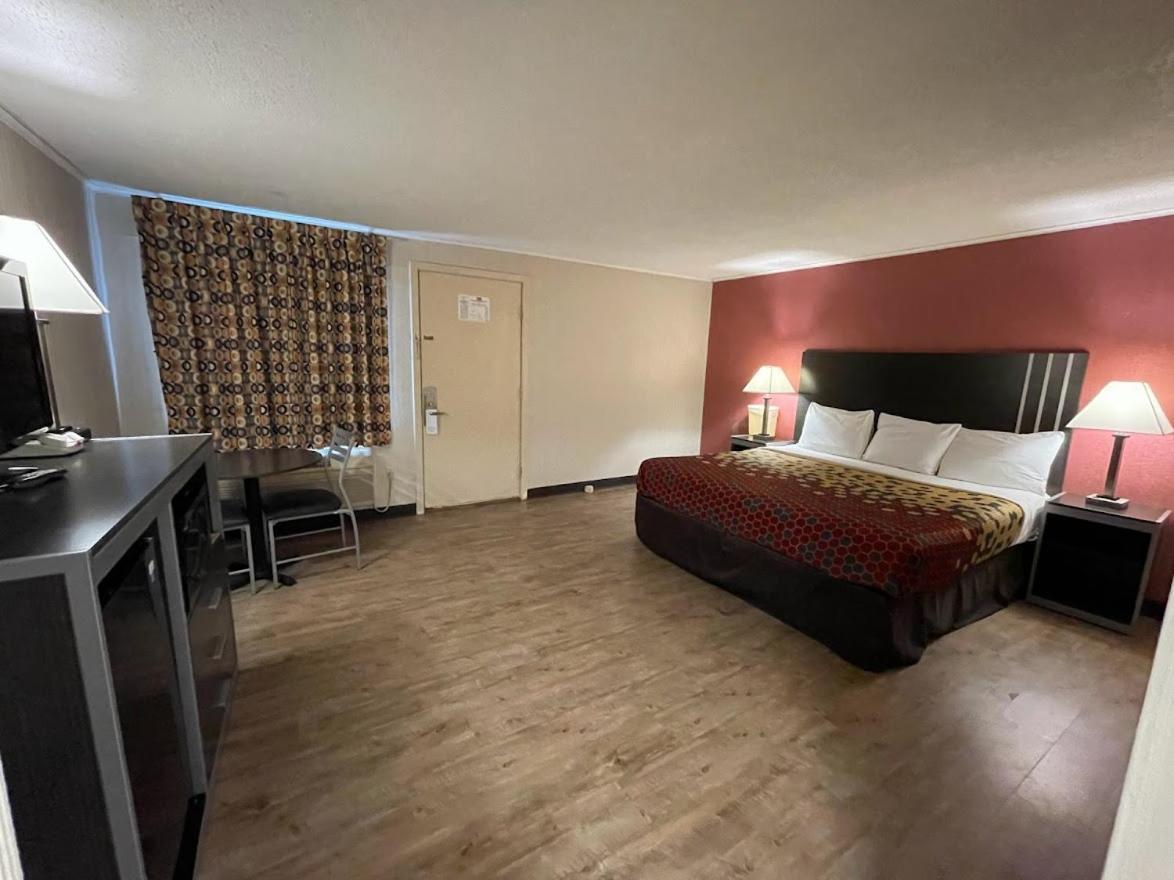 Economy Inn East Hartford Ngoại thất bức ảnh